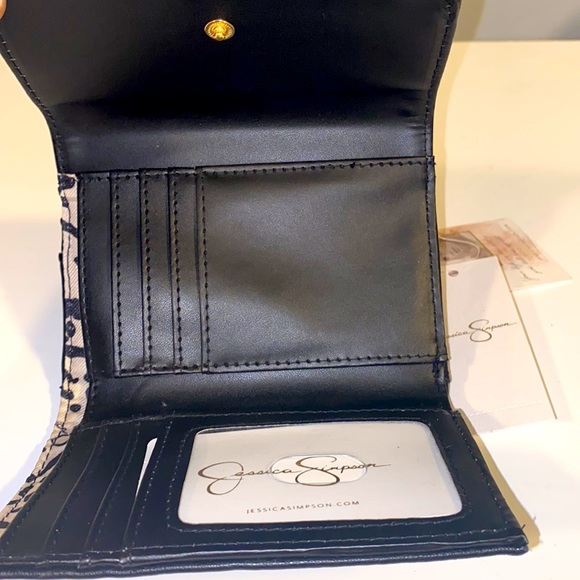 Jessica Simpson Wallet - Picture 4 of 4